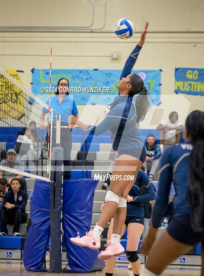 Thumbnail 3 in Vistamar @ Muir (CIF-SS Division 8 Round 1) photogallery.