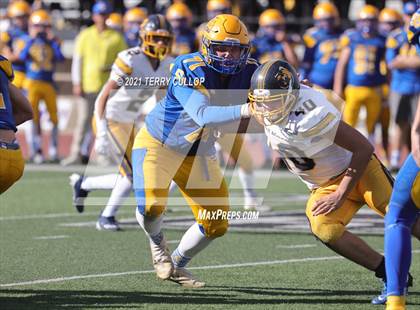 Thumbnail 3 in Summit Academy vs. San Juan (UHSAA 2A Semifinal) photogallery.