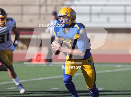Thumbnail 3 in Summit Academy vs. San Juan (UHSAA 2A Semifinal) photogallery.