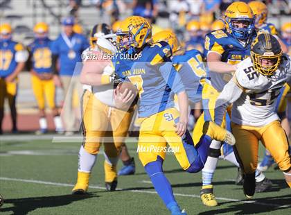 Thumbnail 1 in Summit Academy vs. San Juan (UHSAA 2A Semifinal) photogallery.
