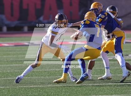 Thumbnail 1 in Summit Academy vs. San Juan (UHSAA 2A Semifinal) photogallery.