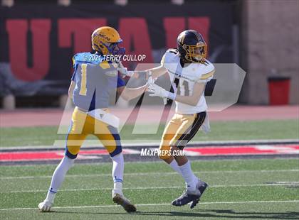 Thumbnail 1 in Summit Academy vs. San Juan (UHSAA 2A Semifinal) photogallery.