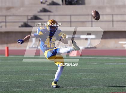 Thumbnail 1 in Summit Academy vs. San Juan (UHSAA 2A Semifinal) photogallery.