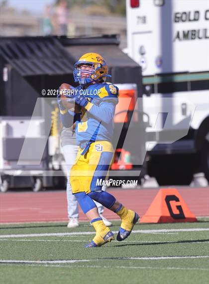 Thumbnail 1 in Summit Academy vs. San Juan (UHSAA 2A Semifinal) photogallery.