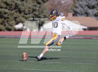 Thumbnail 2 in Summit Academy vs. San Juan (UHSAA 2A Semifinal) photogallery.