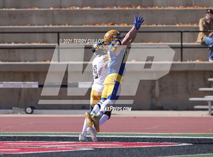Thumbnail 1 in Summit Academy vs. San Juan (UHSAA 2A Semifinal) photogallery.