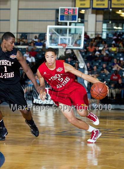 Thumbnail 2 in  2010 THCA All-Star Basketball Game photogallery.