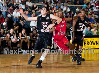 Thumbnail 1 in  2010 THCA All-Star Basketball Game photogallery.
