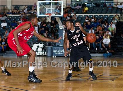 Thumbnail 2 in  2010 THCA All-Star Basketball Game photogallery.