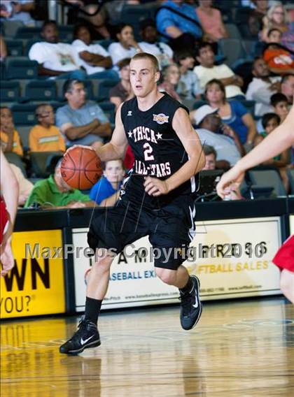 Thumbnail 2 in  2010 THCA All-Star Basketball Game photogallery.
