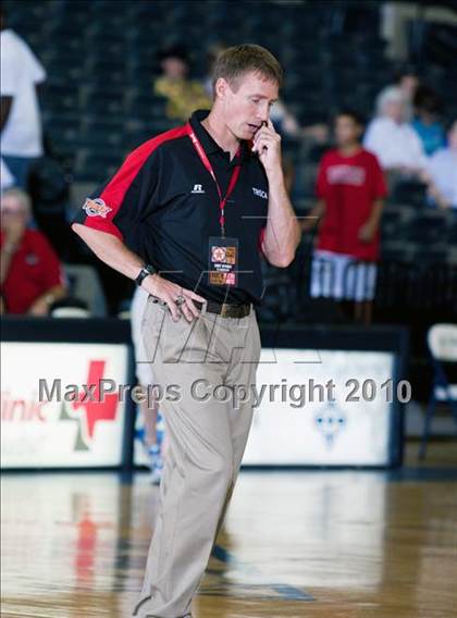 Thumbnail 2 in  2010 THCA All-Star Basketball Game photogallery.