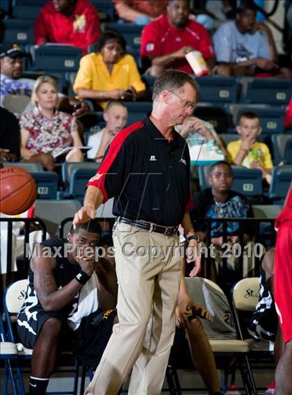 Thumbnail 3 in  2010 THCA All-Star Basketball Game photogallery.