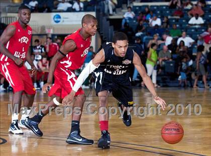 Thumbnail 2 in  2010 THCA All-Star Basketball Game photogallery.
