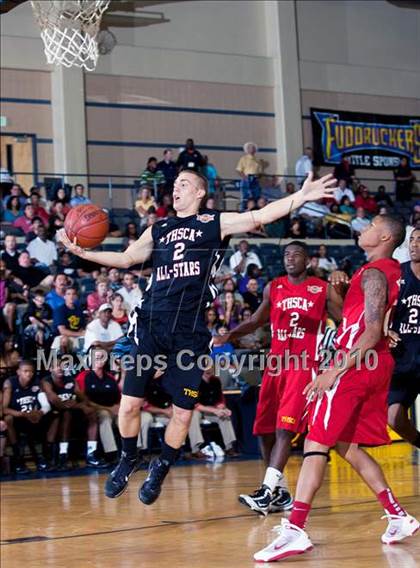 Thumbnail 3 in  2010 THCA All-Star Basketball Game photogallery.