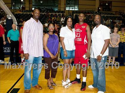 Thumbnail 3 in  2010 THCA All-Star Basketball Game photogallery.