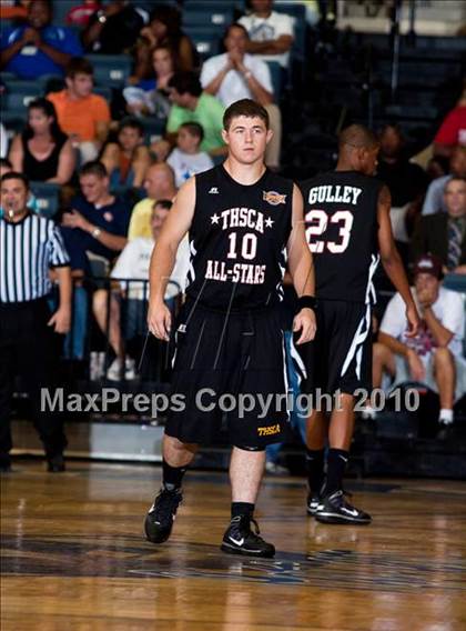 Thumbnail 1 in  2010 THCA All-Star Basketball Game photogallery.