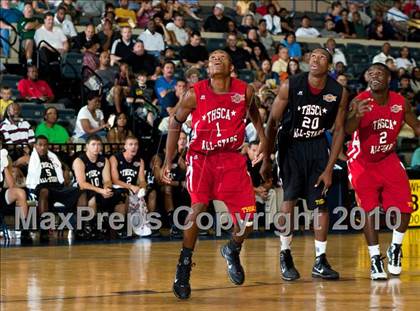 Thumbnail 3 in  2010 THCA All-Star Basketball Game photogallery.