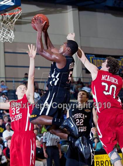 Thumbnail 1 in  2010 THCA All-Star Basketball Game photogallery.