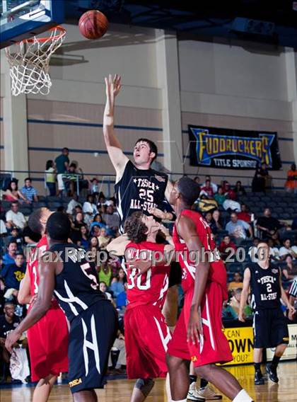 Thumbnail 2 in  2010 THCA All-Star Basketball Game photogallery.