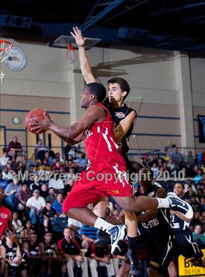 Thumbnail 3 in  2010 THCA All-Star Basketball Game photogallery.