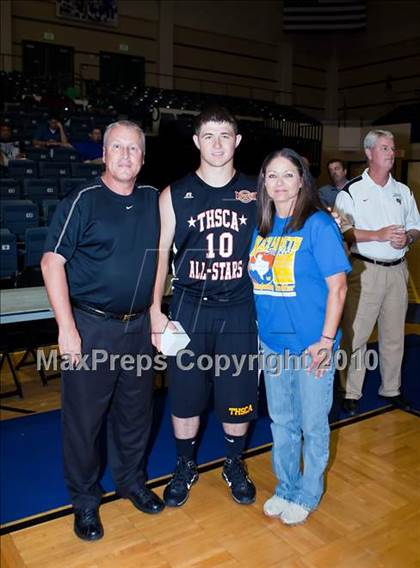 Thumbnail 1 in  2010 THCA All-Star Basketball Game photogallery.