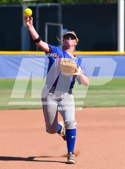 Thumbnail 3 in Chino Valley @ Northwest Christian photogallery.