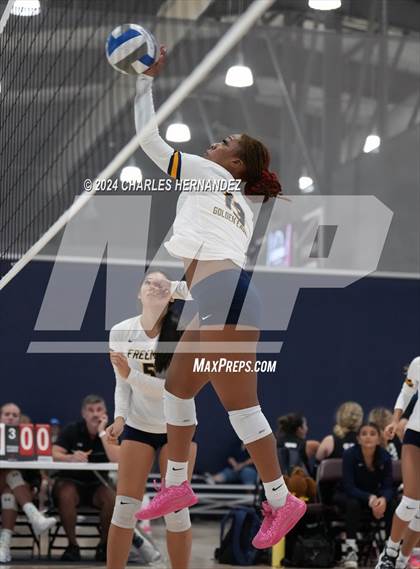Thumbnail 2 in Giddings vs. Freeman (Legends Invitational) photogallery.