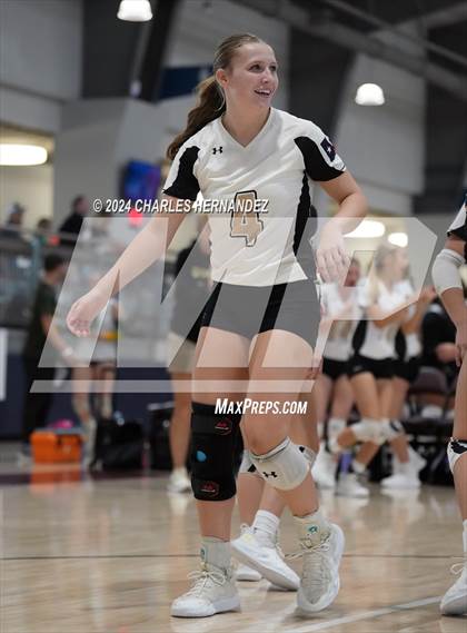 Thumbnail 2 in Giddings vs. Freeman (Legends Invitational) photogallery.