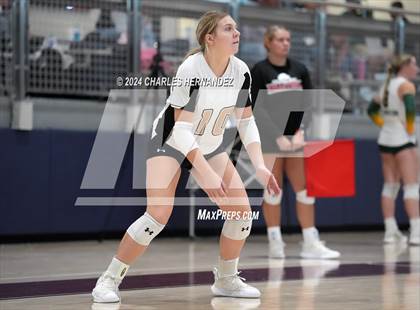 Thumbnail 1 in Giddings vs. Freeman (Legends Invitational) photogallery.