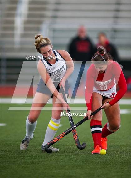 Thumbnail 2 in Muncy vs. Bloomsburg (PIAA District IV Class A Semifinal) photogallery.