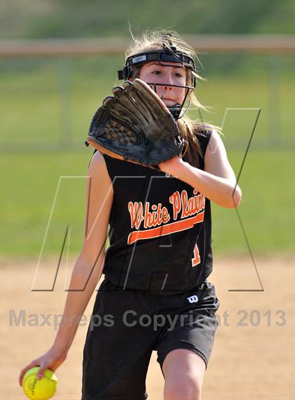 Thumbnail 3 in Eastchester @ White Plains photogallery.