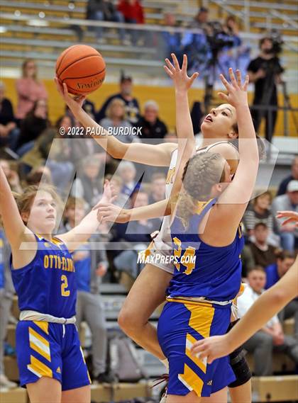 Thumbnail 3 in Otto-Eldred vs. Elk County Catholic (District IX Championship) photogallery.