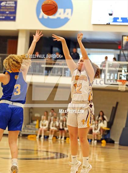 Thumbnail 3 in Otto-Eldred vs. Elk County Catholic (District IX Championship) photogallery.