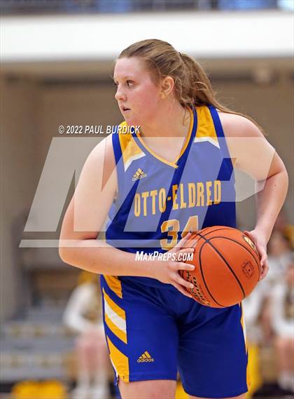 Thumbnail 2 in Otto-Eldred vs. Elk County Catholic (District IX Championship) photogallery.