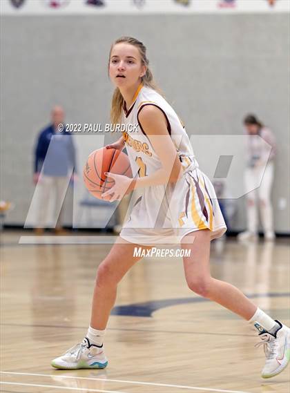 Thumbnail 2 in Otto-Eldred vs. Elk County Catholic (District IX Championship) photogallery.
