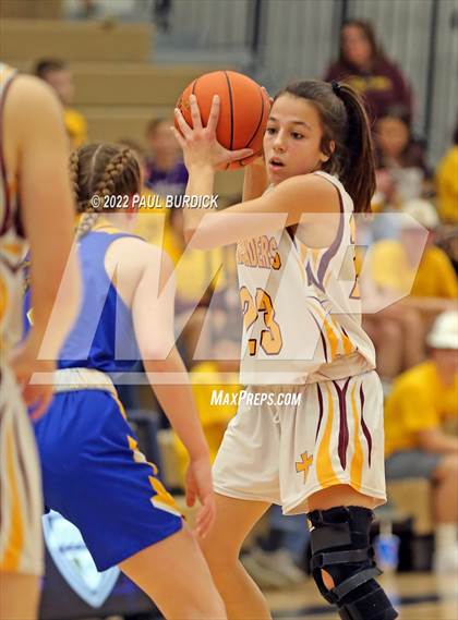 Thumbnail 2 in Otto-Eldred vs. Elk County Catholic (District IX Championship) photogallery.