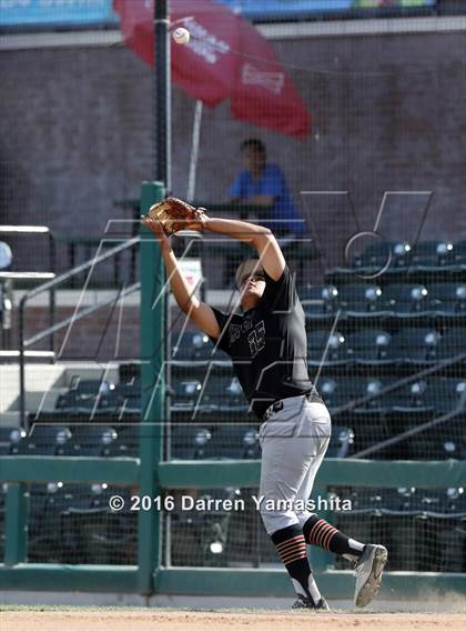 Thumbnail 2 in Central Valley Christian vs. Chavez (CIF CS D5 Final) photogallery.
