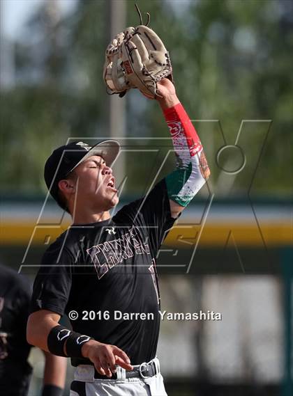 Thumbnail 2 in Central Valley Christian vs. Chavez (CIF CS D5 Final) photogallery.
