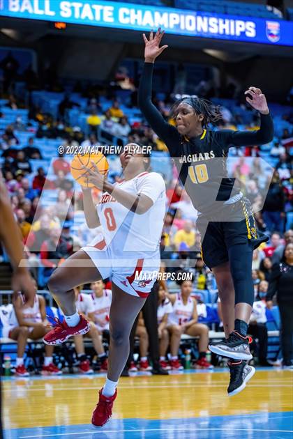 Thumbnail 1 in Salisbury vs. Farmville Central (NCHSAA 1A Final) (1 of 2 - the Game) photogallery.