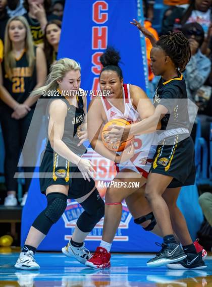 Thumbnail 1 in Salisbury vs. Farmville Central (NCHSAA 1A Final) (1 of 2 - the Game) photogallery.