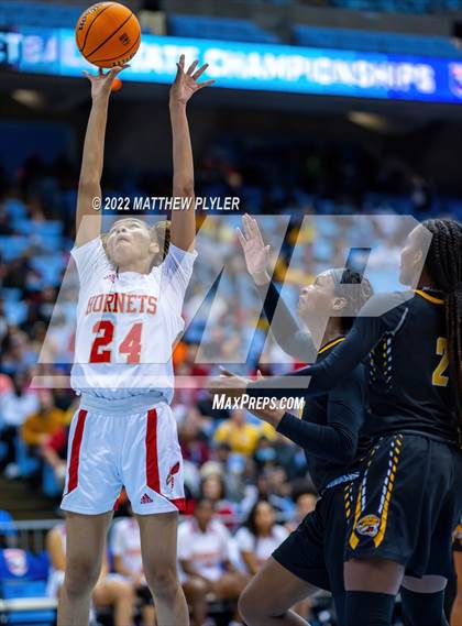 Thumbnail 3 in Salisbury vs. Farmville Central (NCHSAA 1A Final) (1 of 2 - the Game) photogallery.