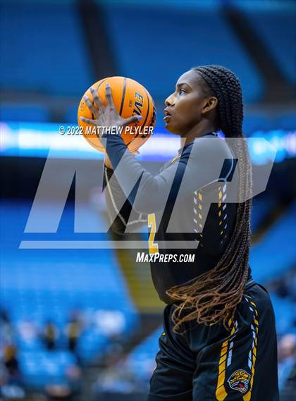 Thumbnail 3 in Salisbury vs. Farmville Central (NCHSAA 1A Final) (1 of 2 - the Game) photogallery.