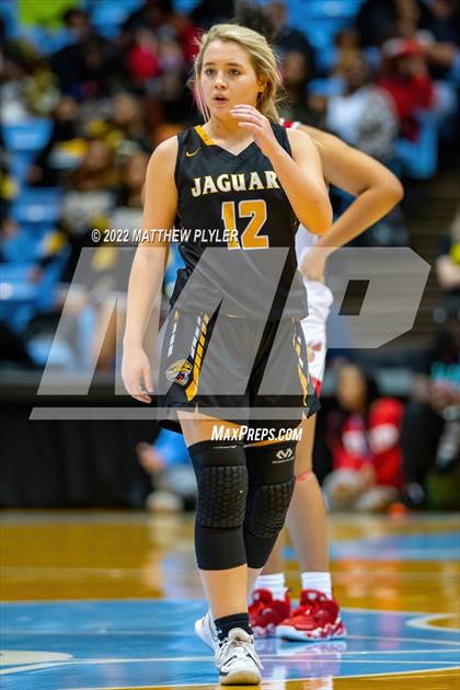 Thumbnail 1 in Salisbury vs. Farmville Central (NCHSAA 1A Final) (1 of 2 - the Game) photogallery.
