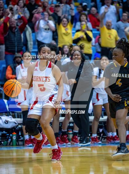 Thumbnail 3 in Salisbury vs. Farmville Central (NCHSAA 1A Final) (1 of 2 - the Game) photogallery.