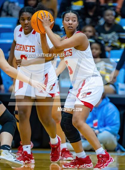 Thumbnail 3 in Salisbury vs. Farmville Central (NCHSAA 1A Final) (1 of 2 - the Game) photogallery.