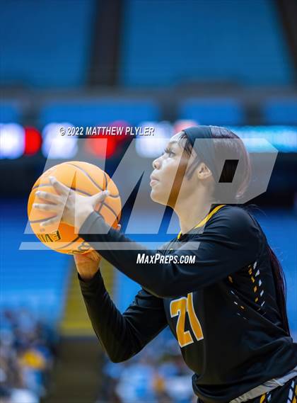 Thumbnail 1 in Salisbury vs. Farmville Central (NCHSAA 1A Final) (1 of 2 - the Game) photogallery.