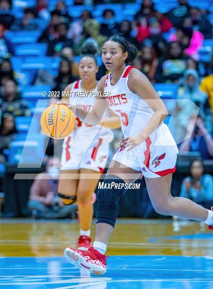 Thumbnail 3 in Salisbury vs. Farmville Central (NCHSAA 1A Final) (1 of 2 - the Game) photogallery.