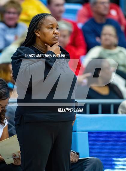 Thumbnail 3 in Salisbury vs. Farmville Central (NCHSAA 1A Final) (1 of 2 - the Game) photogallery.