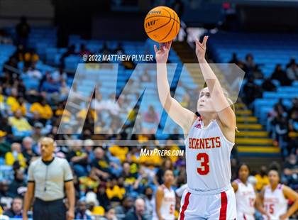 Thumbnail 2 in Salisbury vs. Farmville Central (NCHSAA 1A Final) (1 of 2 - the Game) photogallery.