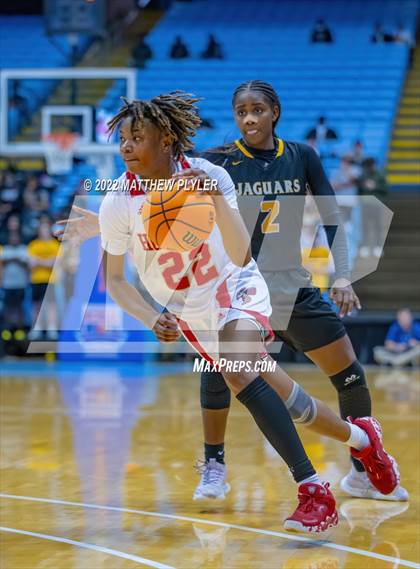 Thumbnail 3 in Salisbury vs. Farmville Central (NCHSAA 1A Final) (1 of 2 - the Game) photogallery.